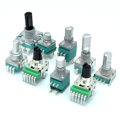 Wellen-multi mechanisch gekuppelter Drehpotentiometer RD915S 9mm Metallfür Musikinstrumente und Tonfrequenz