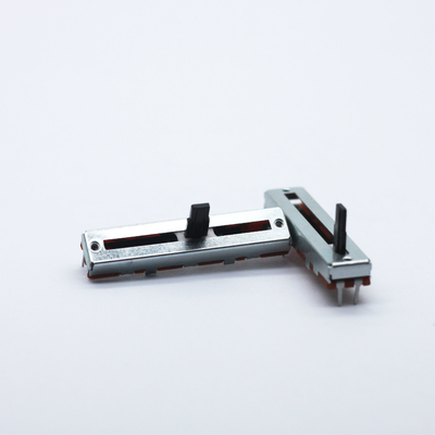 China-Hersteller-Of-Dia-Potenziometer mit des Schalter-30mm der Reise-linearem 5k 10k Potenziometer Ohm-des Potenziometer-100k