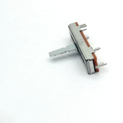 C3021N Metallgriff 20 mm Federweg 8,1 mm breit Verwendet für Soundkonsolen-Kopfhörer und Mikrofon